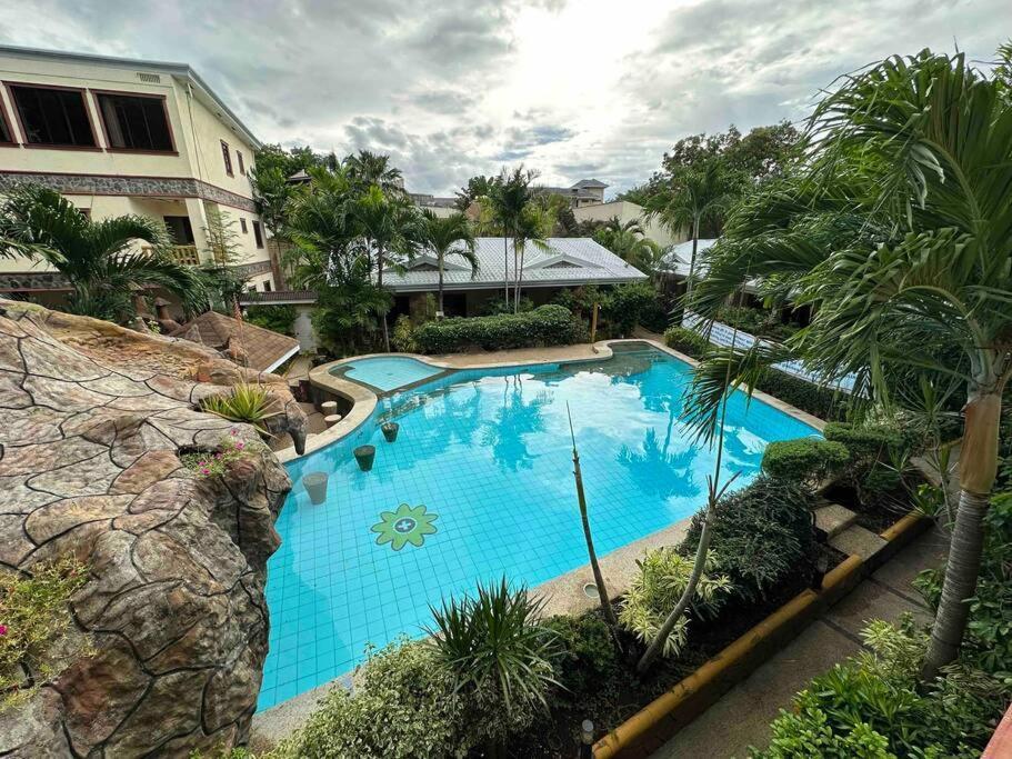 Alona Park - 3 Bedroom Apartment- Alex And Jesa Unit * Panglao
