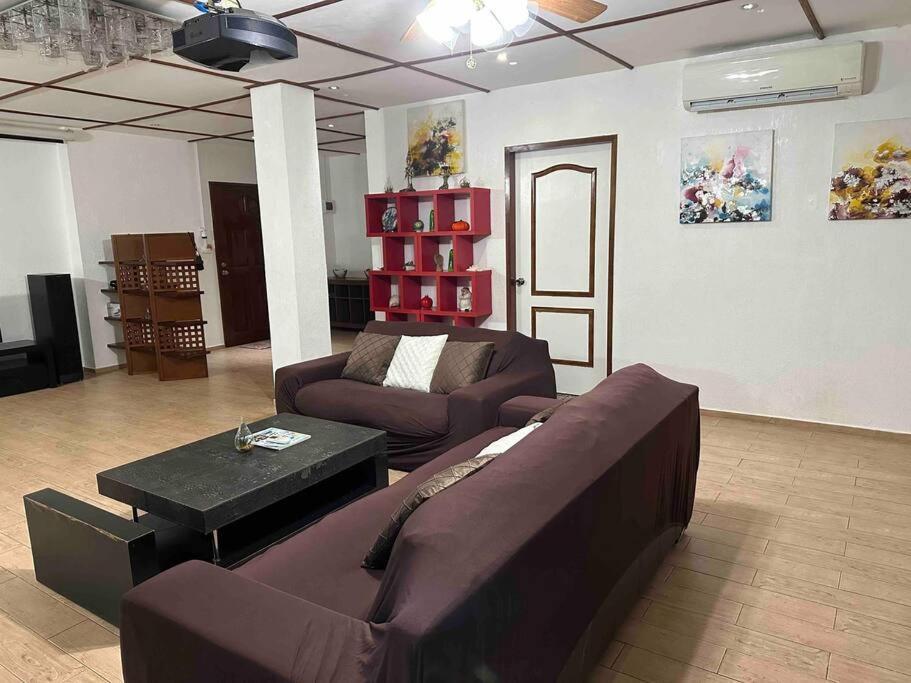 Alona Park - 3 Bedroom Apartment- Alex And Jesa Unit *