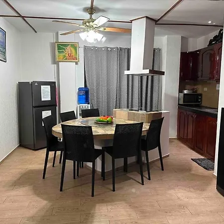 Alona Park Residence - 3 Bedroom Apartment- Alex And Jesa Unit Panglao Exterior photo